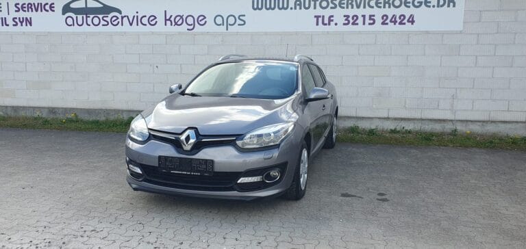 Renault Megane III 1,6 110 Authentique Sport Tourer 5d